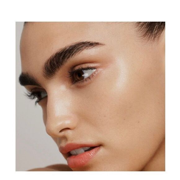 Surratt Surreal Real Skin Foundation Wand — Grey to Z Surratt Surreal Skin™ Foundation Wand REFILL Shade 7